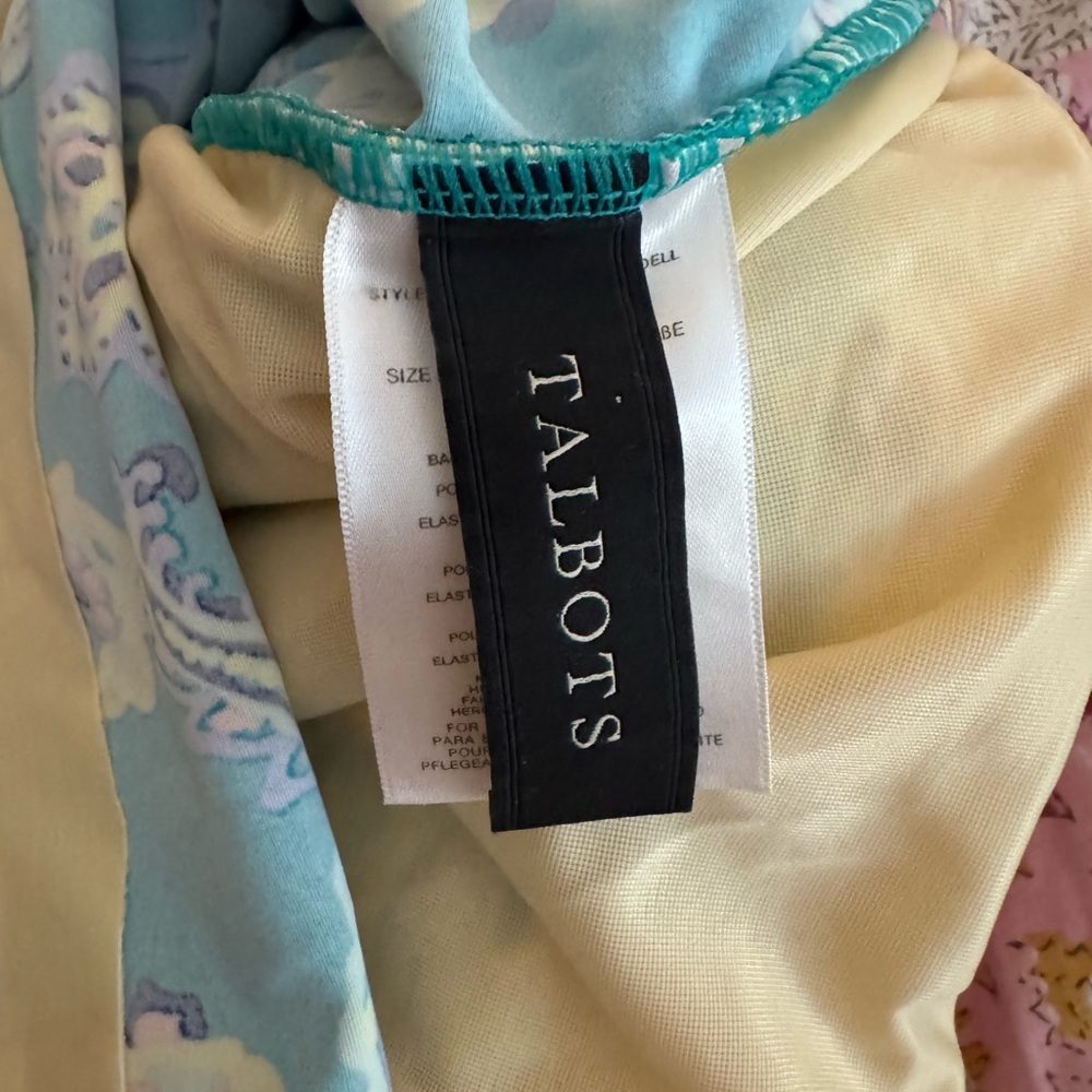 Talbots swim top size 6 - Picture 4 of 5